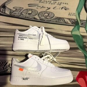 #OFF WHITE #COMPLEXCON
Air Force 1’s